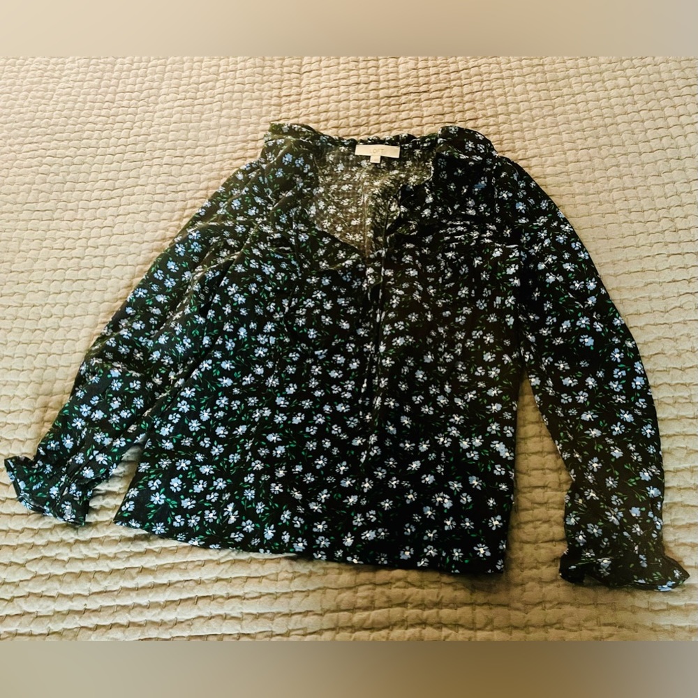 Loft Top. Worn once. Great condition.